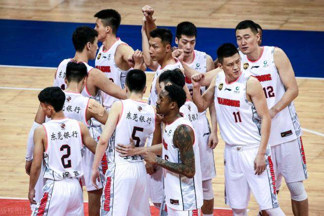 广东宏远最新签约的人，重塑篮球版图的新星