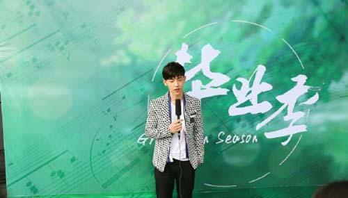 邓伦的最新动态，从影视新星到时尚偶像的华丽蜕变